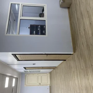 Asly Toprak office head photos (5)