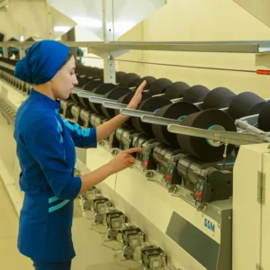 Cotton Yarn twisting knot